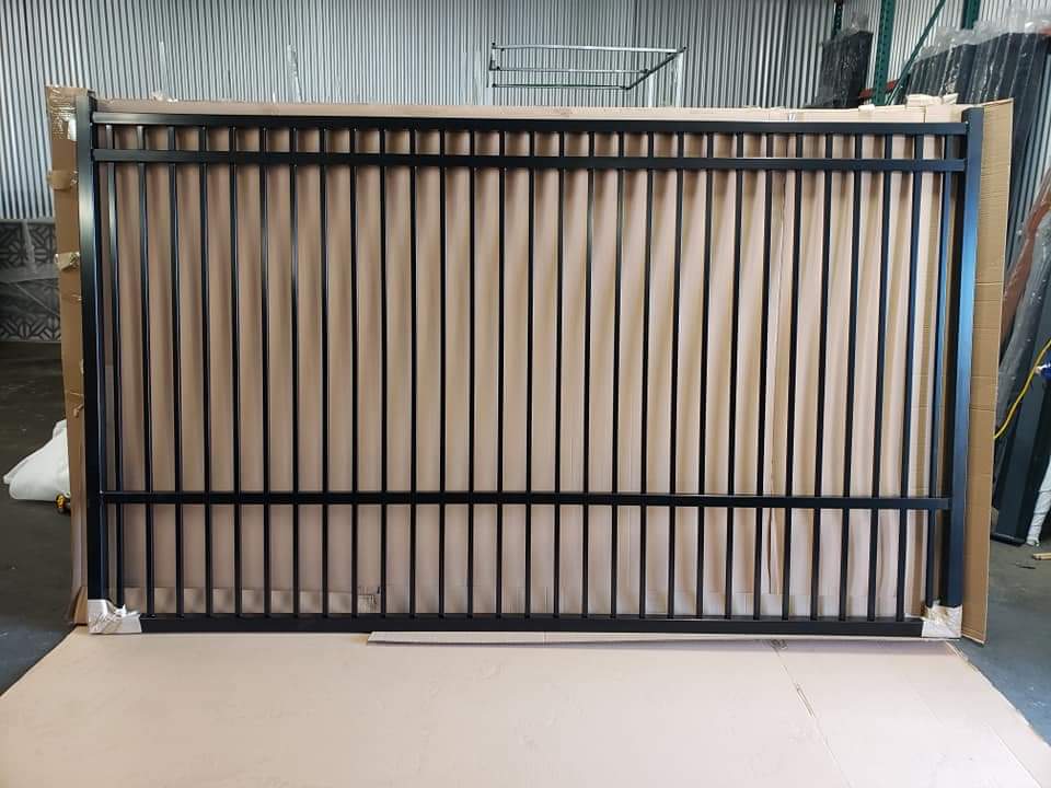 Aluminum Rectangular Flat Driveway Gate